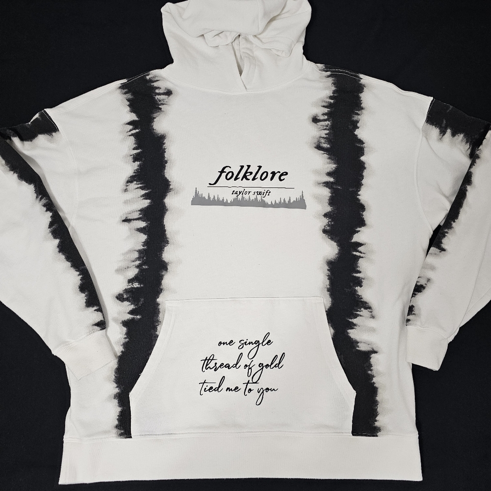 Taylor Swift Folklore by No Boundaries Black & White Tie-Dye Pullover Hoodie Med
